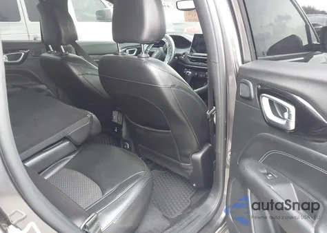 2023 Jeep Compass Altitude 4X4 z USA, uszkodzony, nr VIN 3C4NJDBN1PT507232